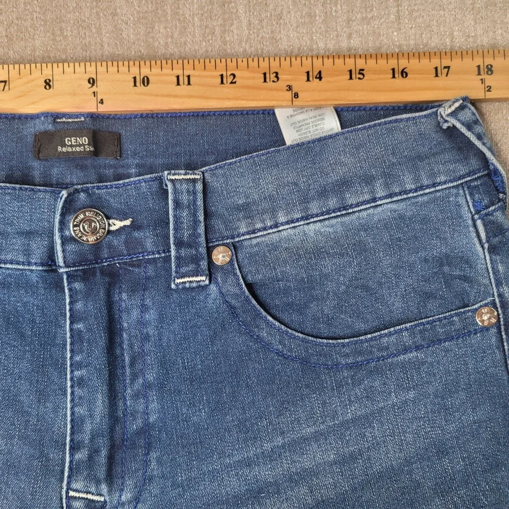 True Religion Geno Relaxed Slim Mens Jeans Blue Medium Wash Size 34